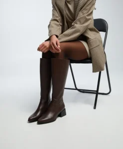 Bromley Knee High Boot with Wide Calf|Isabella Anselmi Sale