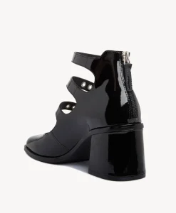 Felix Mary Jane|Isabella Anselmi Online