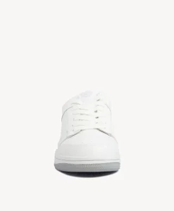 Izzy Sneaker|D48 New