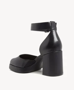 Linda Heel|Isabella Anselmi Fashion