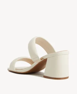 Ora Sandal|Isabella Anselmi Hot