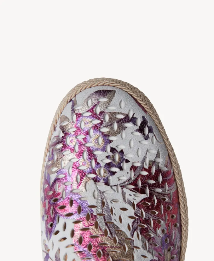 Pisa Flat|Isabella Anselmi Online