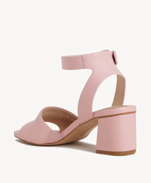 Selma Sandal|Isabella Anselmi Best